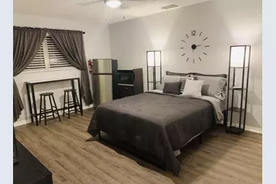 1821 NW 113th Avenue, Pembroke Pines, FL 33026 - Photo 3