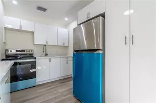 2941 NW 11th Ct, Fort Lauderdale, FL 33311 - Photo 7