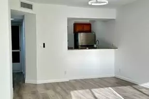 927 Twin Lakes Unit, Coral Springs, FL 33071 - Photo 3