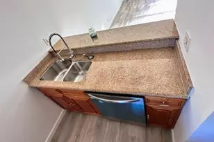 927 Twin Lakes Unit, Coral Springs, FL 33071 - Photo 9