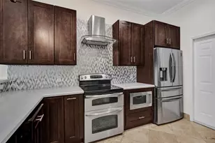 710 NE 15th Ave, Fort Lauderdale, FL 33304 - Photo 7