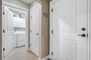 16135 Emerald Estates Dr, Weston, FL 33331 - Photo 31