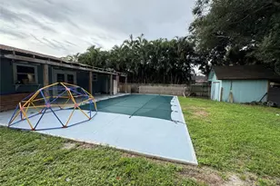 6101 Balsam Dr, Fort Pierce, FL 34982 - Photo 7