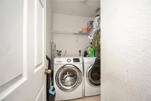 1055 Imperial Lake Rd, West Palm Beach, FL 33413 - Photo 29