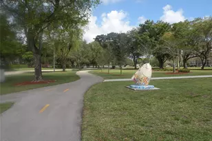 4221 W Palm Aire Dr, Pompano Beach, FL 33069 - Photo 37