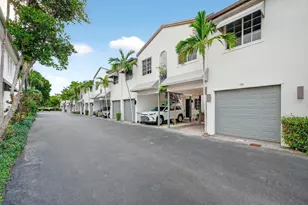 737 SE 1st Ct, Pompano Beach, FL 33060 - Photo 41