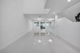 737 SE 1st Ct, Pompano Beach, FL 33060 - Photo 17