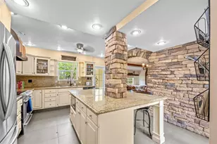 2300 Castilla Isle, Fort Lauderdale, FL 33301 - Photo 27