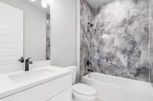 526 Braelyn St, Port Labelle, FL 33935 - Photo 17