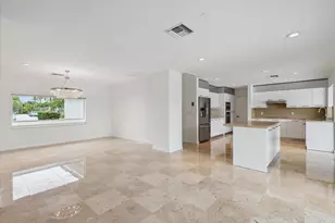 40 Isla Bahia Dr, Fort Lauderdale, FL 33316 - Photo 11