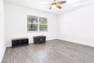 2805 Victoria Way #F 2, Pompano Beach, FL 33066 - Photo 27