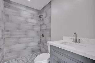 2614 W 65th St, Hialeah, FL 33016 - Photo 21