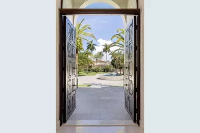 529 Bontona Avenue, Fort Lauderdale, FL 33301 - Photo 9