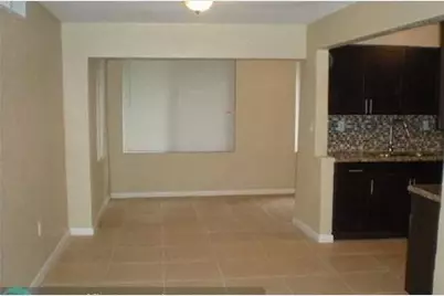 2705 NW 73rd Avenue, Sunrise, FL 33313 - Photo 3