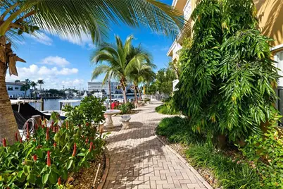 815 Middle River Drive #205, Fort Lauderdale, FL 33304 - Photo 3