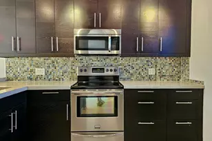 118 Royal Pk Dr, Oakland Park, FL 33309 - Photo 9