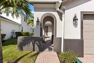 270 SE Fascino Cir, Port Saint Lucie, FL 34984 - Photo 3