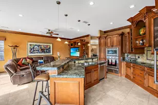 12064 NW 49th Dr, Coral Springs, FL 33076 - Photo 27