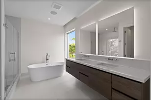 221 Shore Ct, Fort Lauderdale, FL 33308 - Photo 55