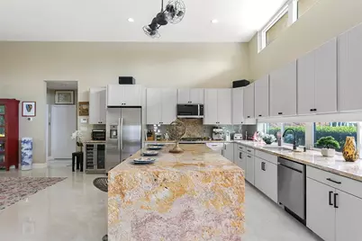 2701 NE 2nd Avenue, Fort Lauderdale, FL 33334 - Photo 9