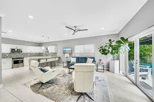 1251 NE 32nd St, Oakland Park, FL 33334 - Photo 7