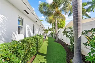 3250 Spanish River Dr, Pompano Beach, FL 33062 - Photo 33