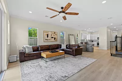 1121 NE 14th Avenue, Fort Lauderdale, FL 33304 - Photo 1