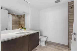 1451 Brickell Ave, Miami, FL 33131 - Photo 15