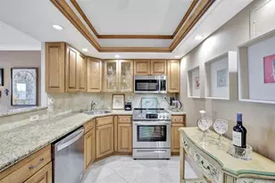 3233 NE 34th St, Fort Lauderdale, FL 33308 - Photo 11