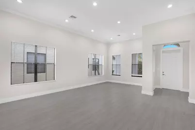 8504 NW 37th Court, Hollywood, FL 33024 - Photo 7