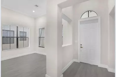 8504 NW 37th Court, Hollywood, FL 33024 - Photo 5