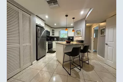 17801 N Bay Road #212, Sunny Isles Beach, FL 33160 - Photo 11