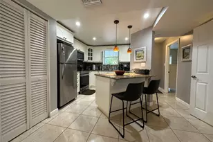 17801 N Bay Rd, Sunny Isles Beach, FL 33160 - Photo 11