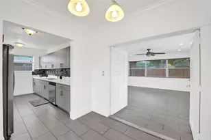 7021 Park St, Hollywood, FL 33024 - Photo 7