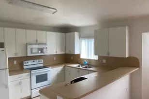 22901 SW 88th Pl, Cutler Bay, FL 33190 - Photo 9