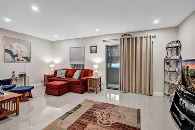 4980 E Sabal Palm Boulevard #124, Tamarac, FL 33319 - Photo 11