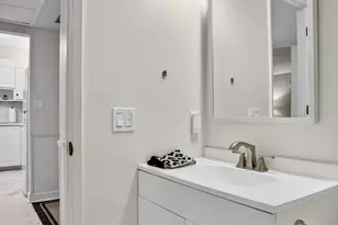 5640 SW 3rd Pl, Margate, FL 33068 - Photo 5