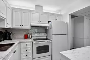 5640 SW 3rd Pl, Margate, FL 33068 - Photo 7