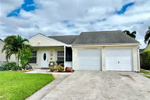 7782 Blairwood Cir N, Lake Worth, FL 33467 - Photo 3