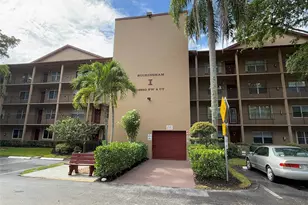 12850 SW 4th Ct, Pembroke Pines, FL 33027 - Photo 1