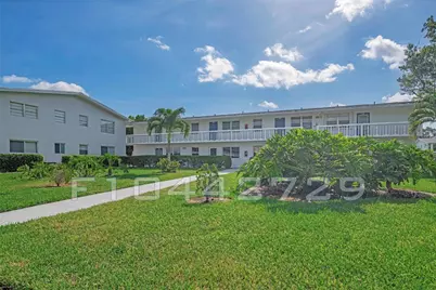 144 Farnham F #144, Deerfield Beach, FL 33442 - Photo 13