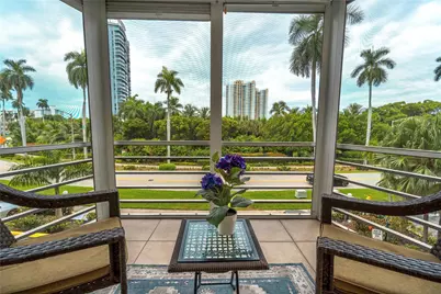 300 Diplomat Parkway #309, Hallandale Beach, FL 33009 - Photo 9