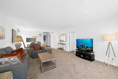 4800 Bayview Drive #306, Fort Lauderdale, FL 33308 - Photo 7