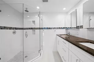 4800 Bayview Dr, Fort Lauderdale, FL 33308 - Photo 15