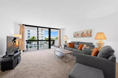 4800 Bayview Drive #306, Fort Lauderdale, FL 33308 - Photo 9