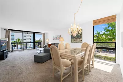 4800 Bayview Drive #306, Fort Lauderdale, FL 33308 - Photo 5