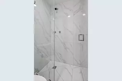 40 NW 68th Street, Miami, FL 33150 - Photo 5