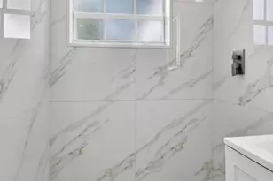 40 NW 68th St, Miami, FL 33150 - Photo 7