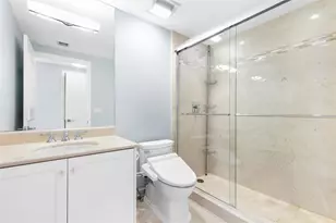 2110 N Ocean Blvd, Fort Lauderdale, FL 33305 - Photo 21