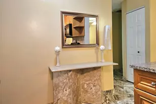 2141 NE 1st Ct, Boynton Beach, FL 33435 - Photo 3